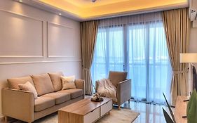 Thebess Hotel Tokyo Is Located Adjacent To Singapore And Offers A Sea Viewit Is A Family Business Smart Room With The Sea View Of Princess Bay富力公主湾